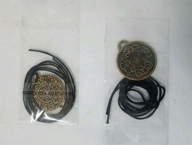 Tin vào Bùa hộ mệnh của Hoàng gia